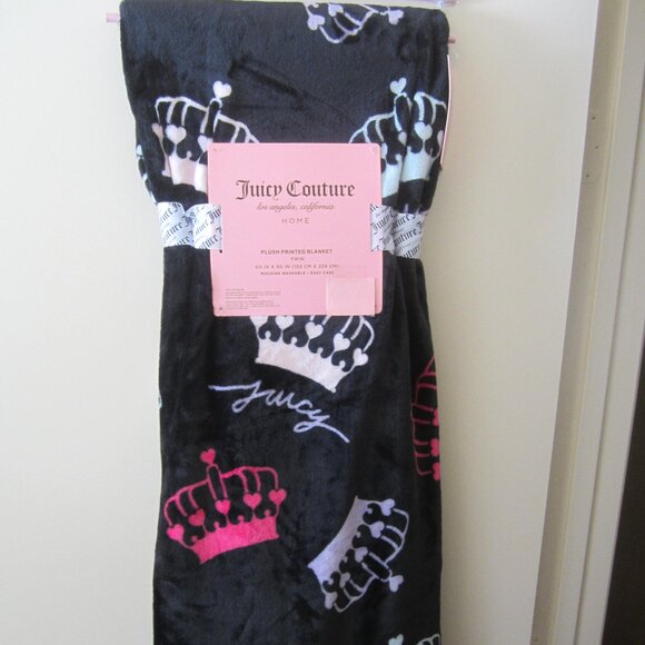 Juicy Couture Other - Juicy Couture Crown Black Plush Printed Blanket Throw Twin